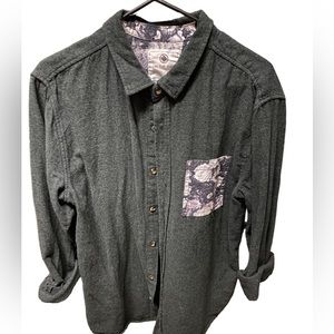 Men’s L On The Byas Long Sleeve Floral Pocket Button Down